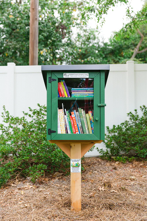 Library Post with Topper Kit - Image 7